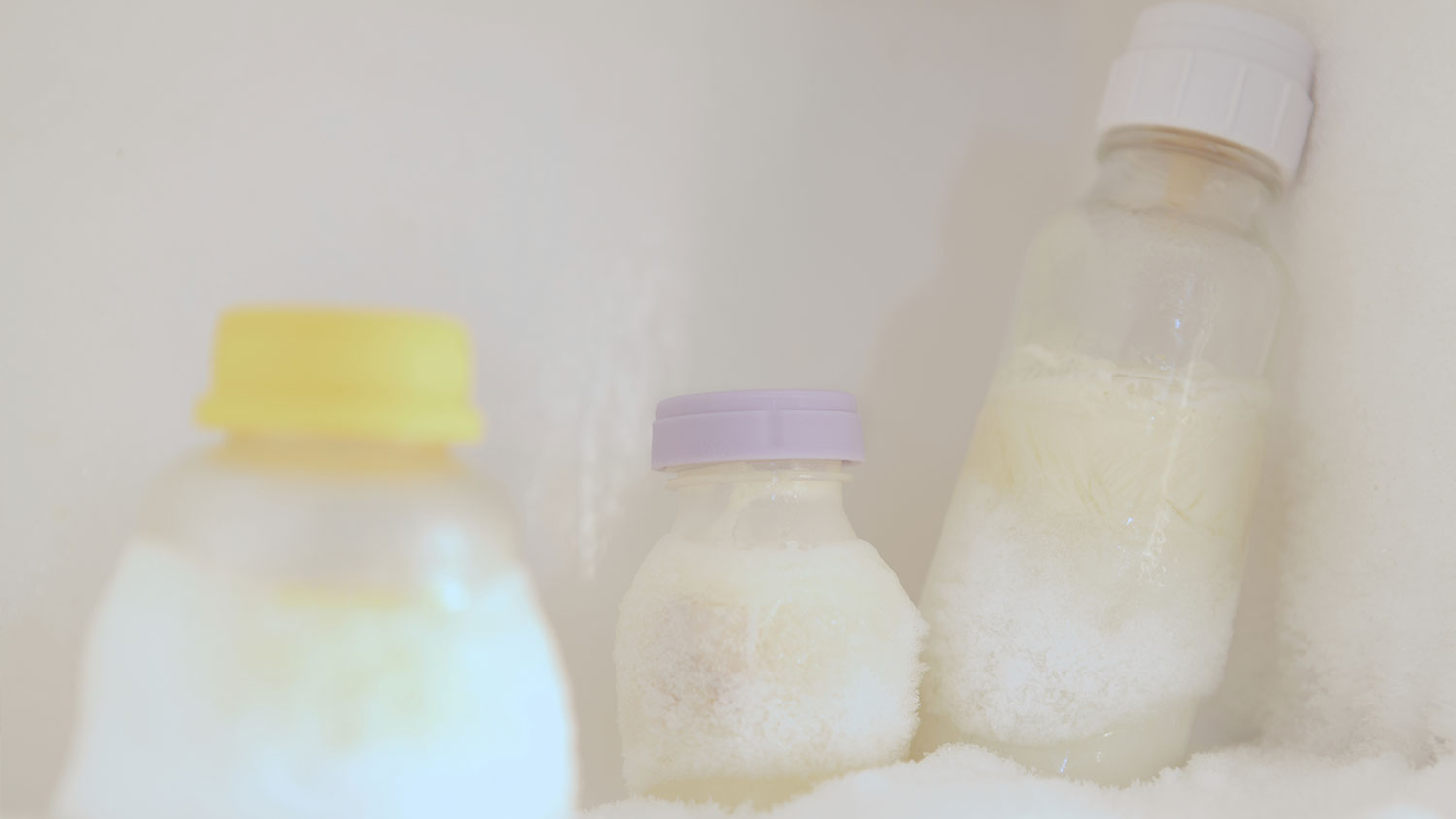 Medela Tips for Pumping Breastmilk – Packing, Freezing, Storing and Re-heating